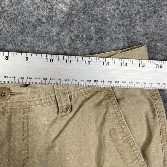 Eddie Bauer Cargo Shorts Mens 32 Ripstop Relaxed Outdoor Hiking Shorts Tan Beige - Picture 3 of 9